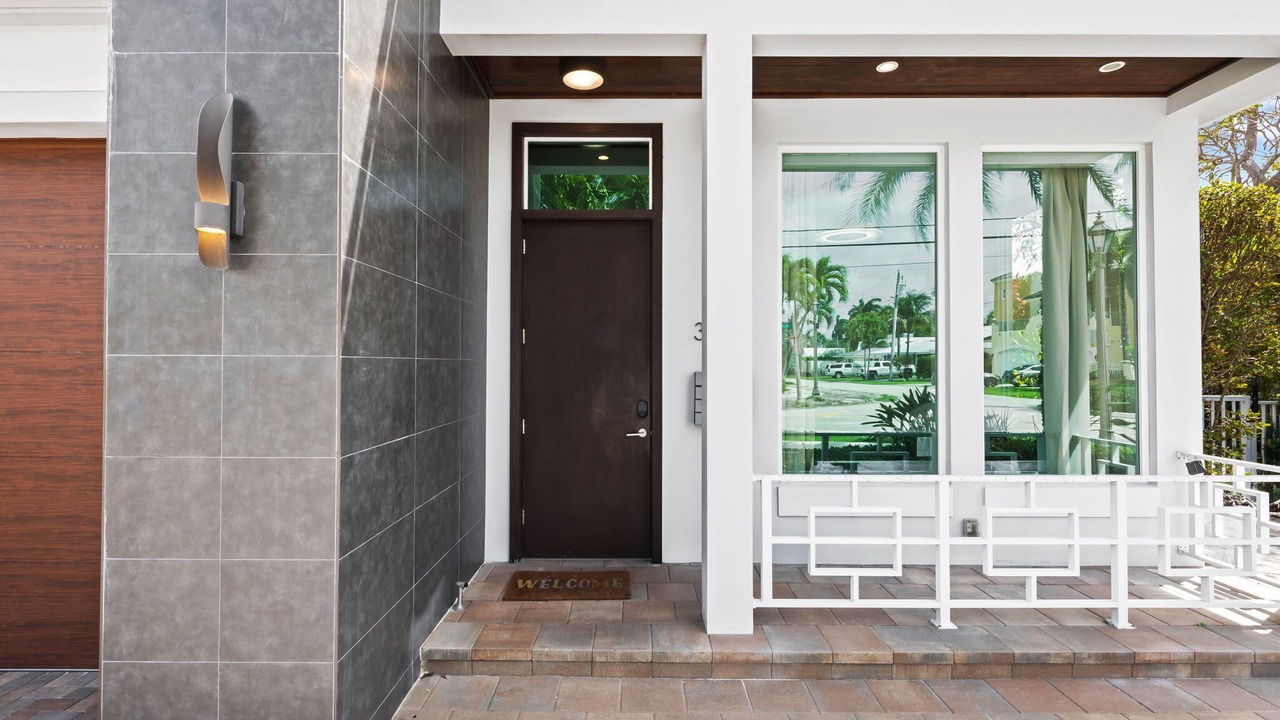 Photo of Outdoor in Dolphin Isles