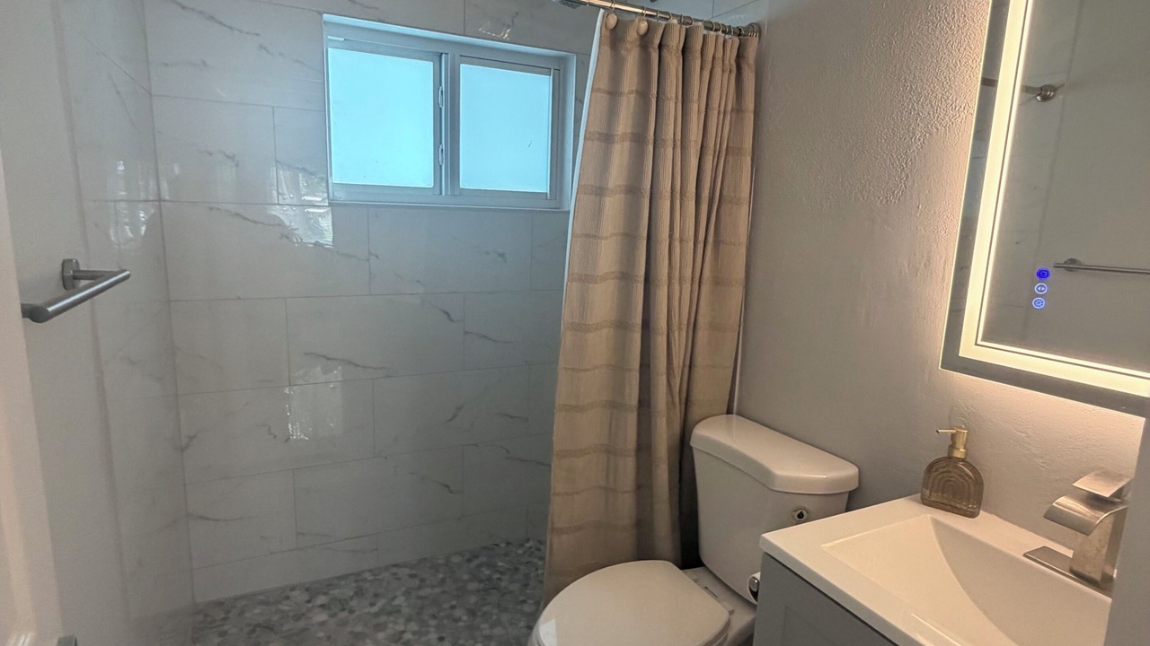 Photo of Bathroom in North Andrews Gardens