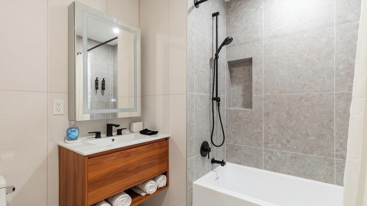 Photo of Bathroom in Hackensack