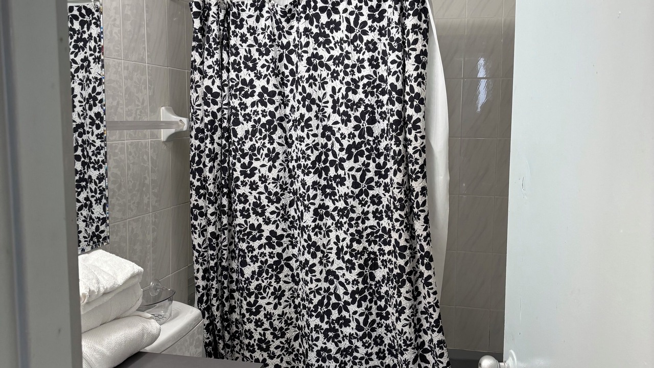 Photo of Bathroom in Galt Mile