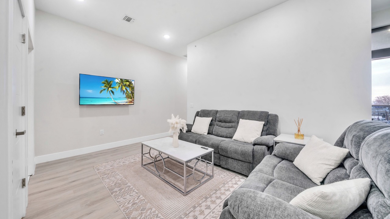 Photo of Livingroom in Paterson