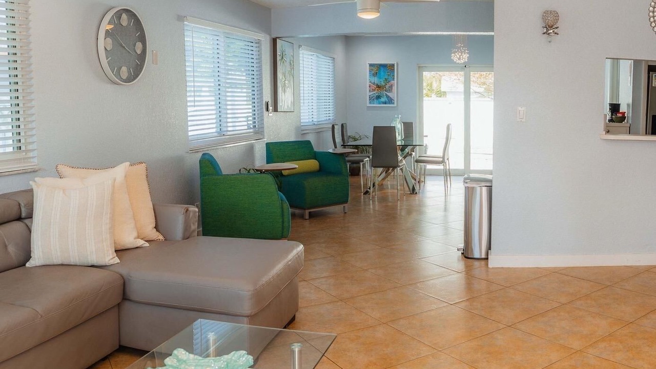 Photo of Livingroom in Dania Beach