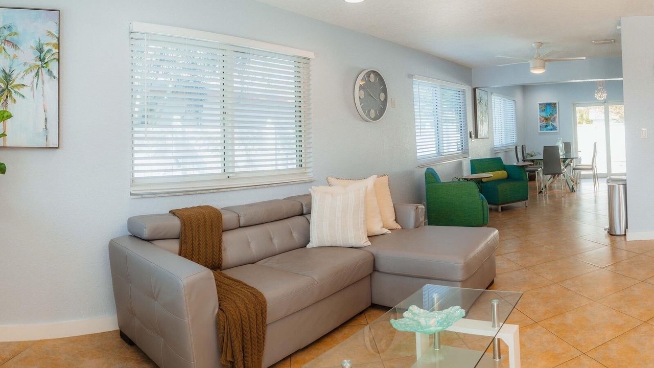 Photo of Livingroom in Dania Beach
