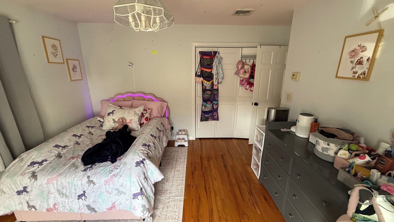 Photo of Bedroom in North Bergen