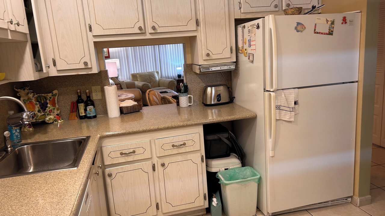 Photo of Kitchen in Hallandale Beach