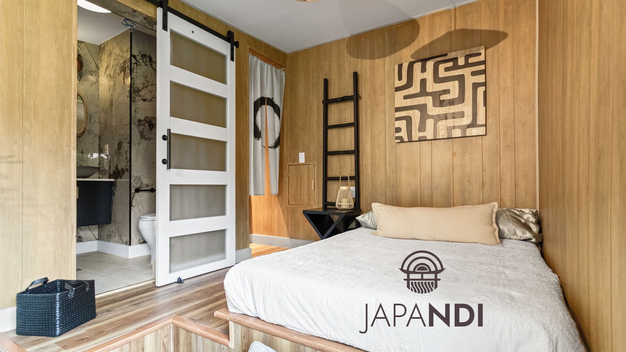 Photo of Bedroom in Miami Shores