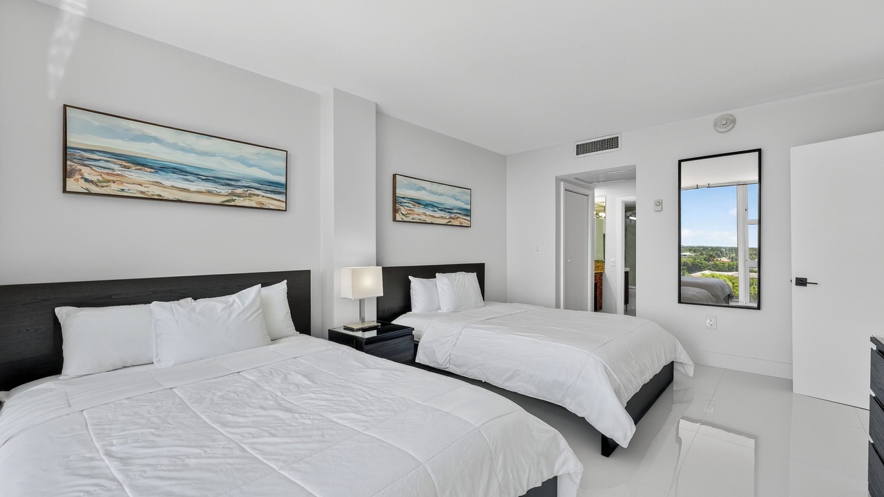 Photo of Bedroom in Bermuda Riviera
