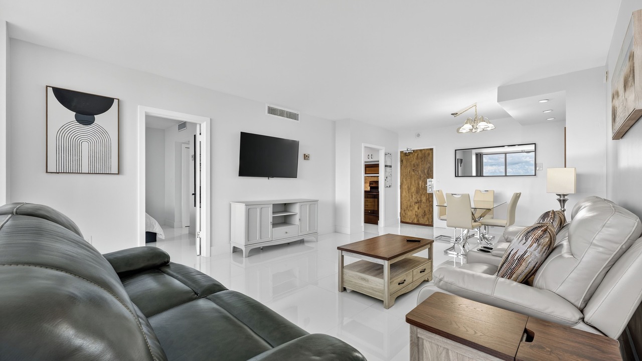 Photo of Livingroom in Bermuda Riviera