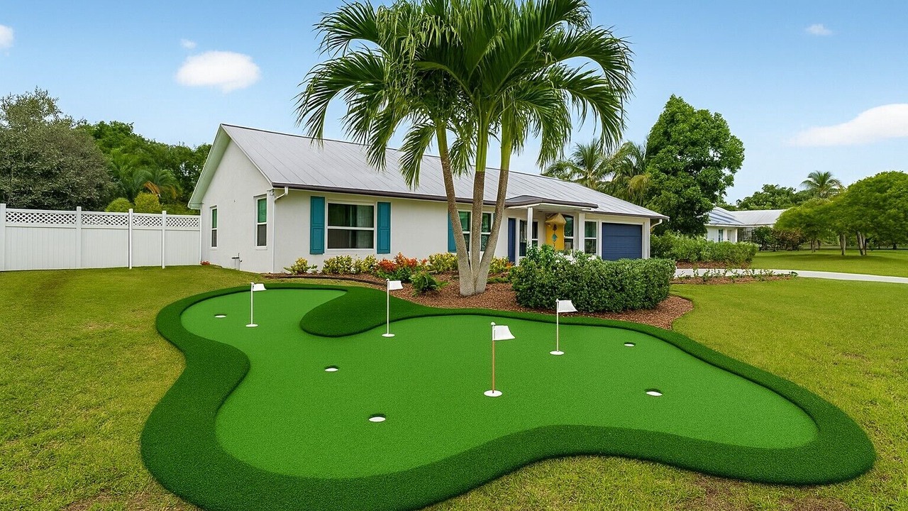 Photo of Outdoor in Tropic Palms