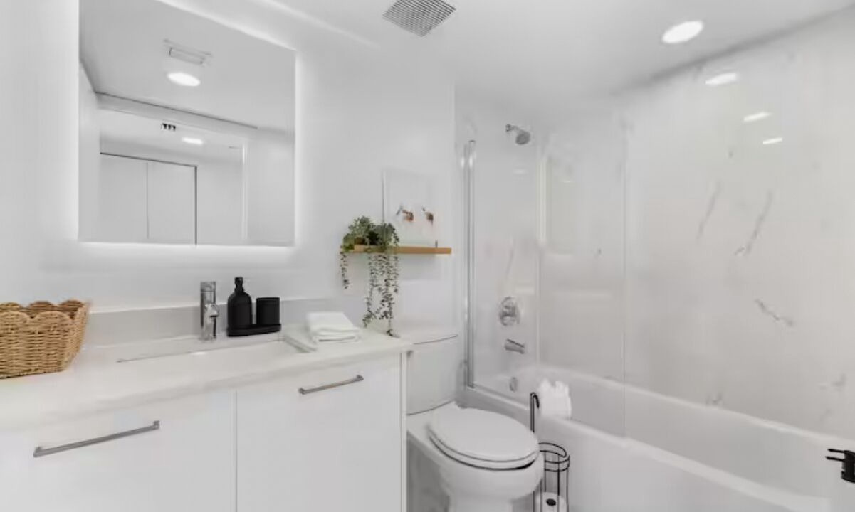 Photo of Bathroom in Downtown Hollywood