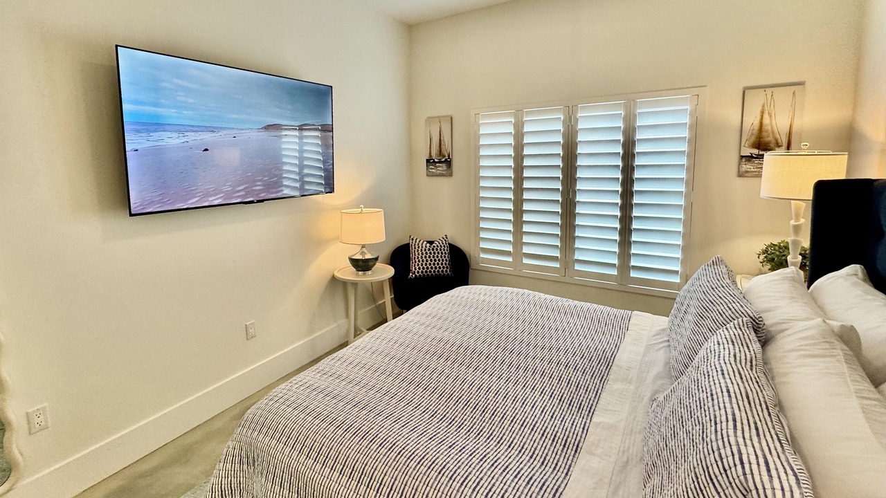 Photo of Bedroom in Dania Beach