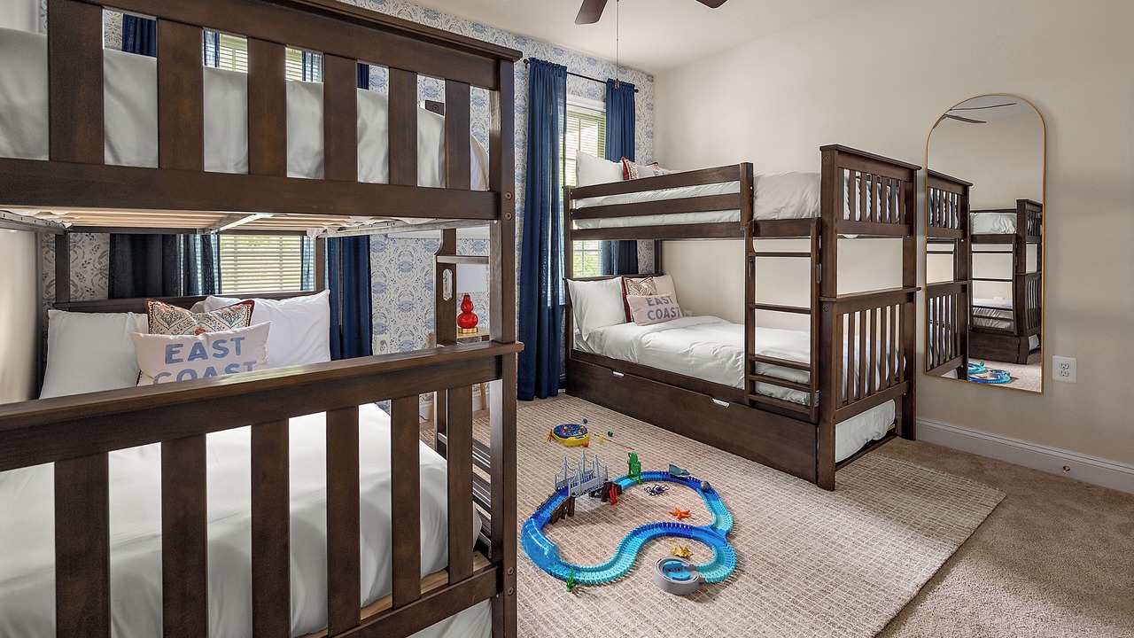Photo of Bedroom in Lusby