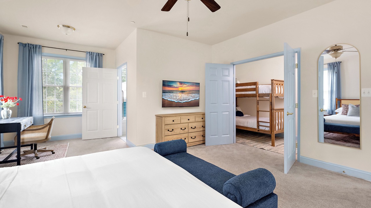 Photo of Bedroom in Lusby