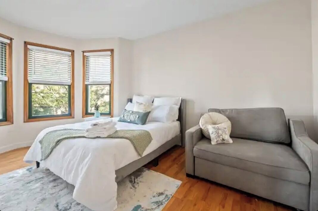 Photo of Bedroom in Weehawken