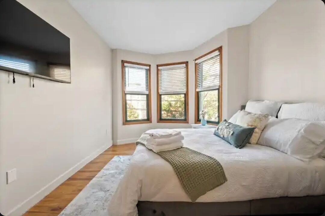 Photo of Bedroom in Weehawken
