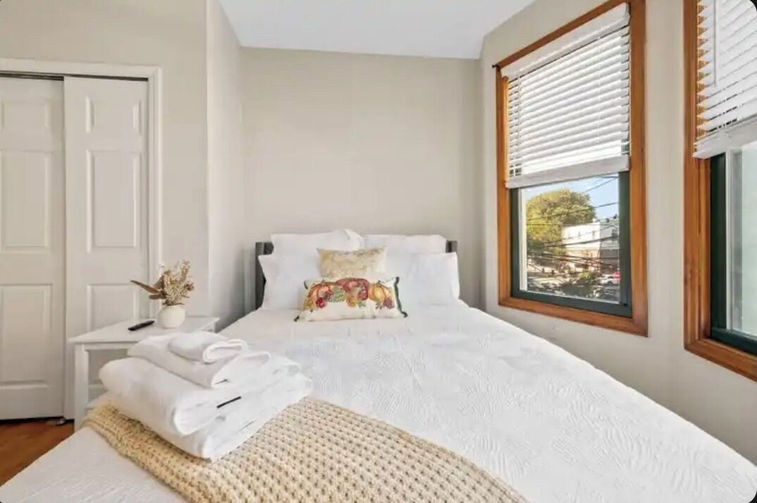 Photo of Bedroom in Weehawken