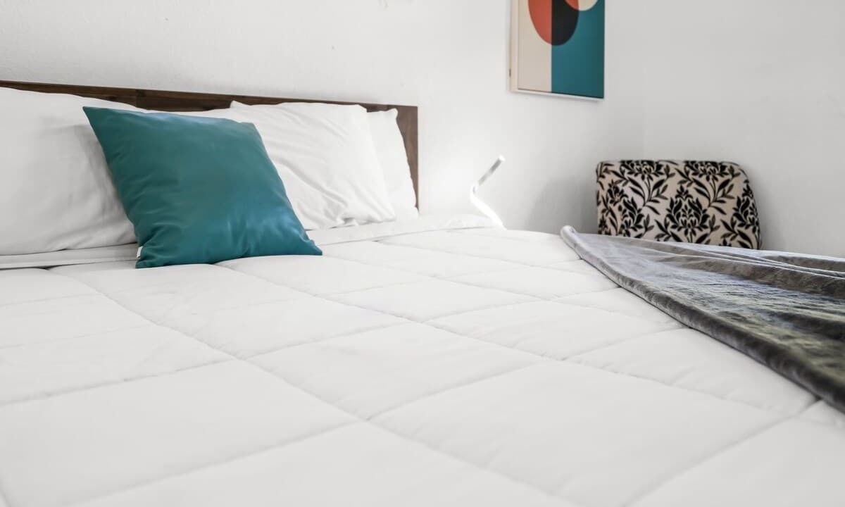 Photo of Bedroom in Middle River Terrace