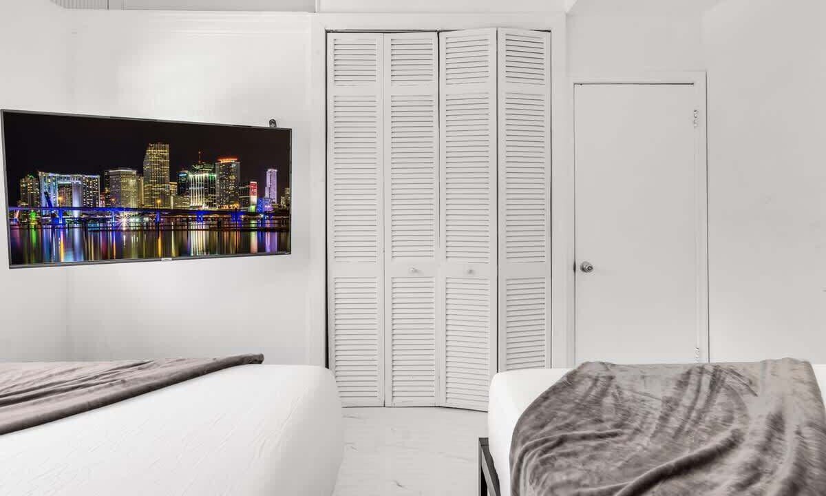 Photo of Bedroom in Middle River Terrace