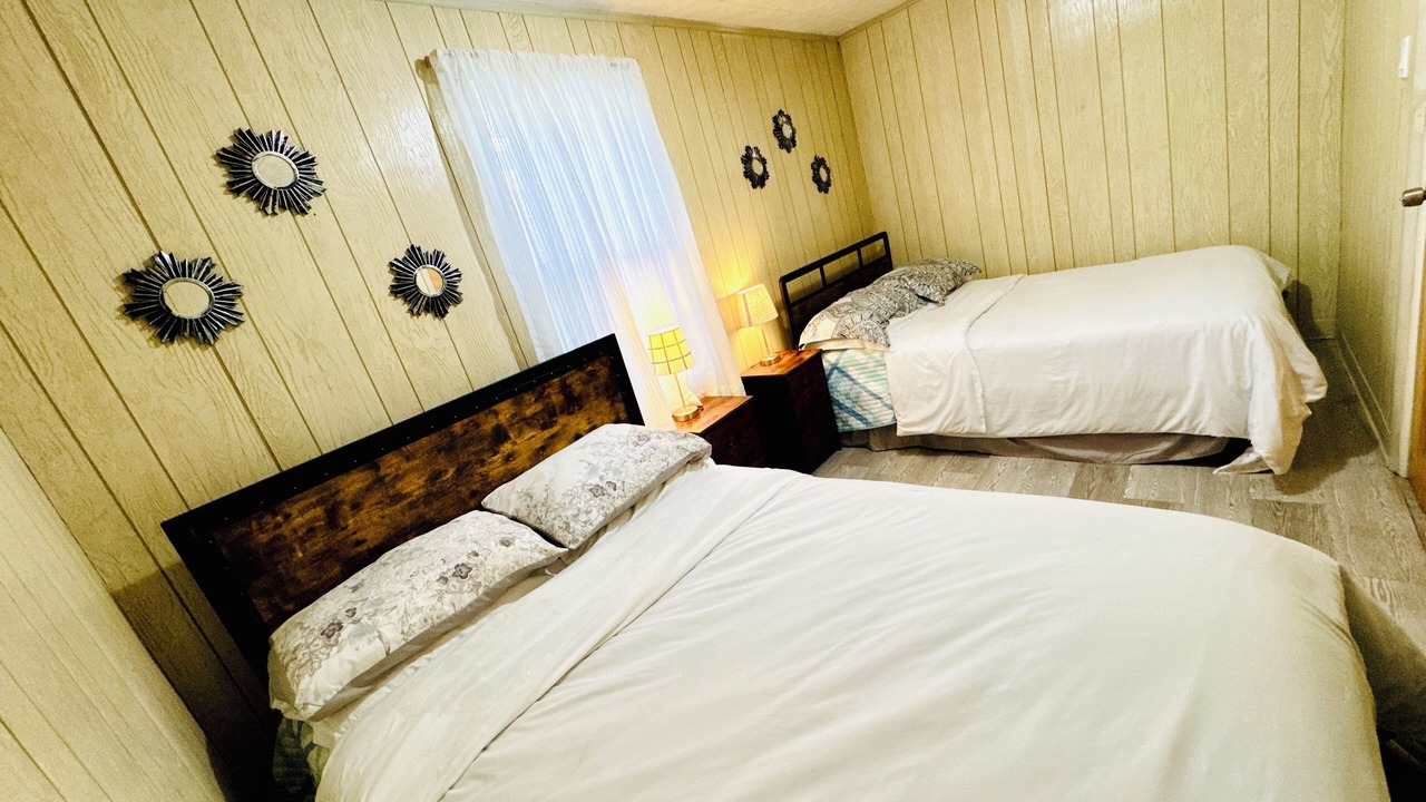 Photo of Bedroom in Niagara Falls