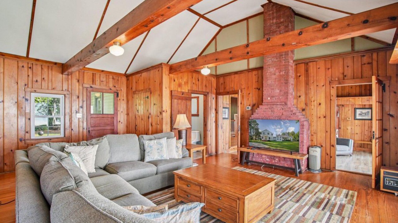 Photo of Livingroom in Mount Vernon
