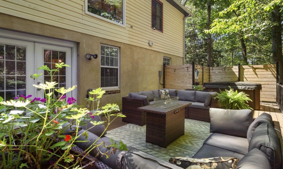 Photo of Patio Balcony in Lusby