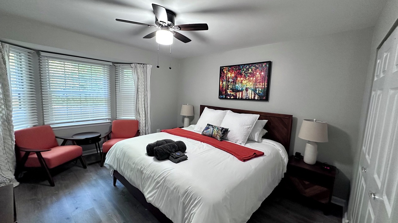 Photo of Bedroom in Lusby