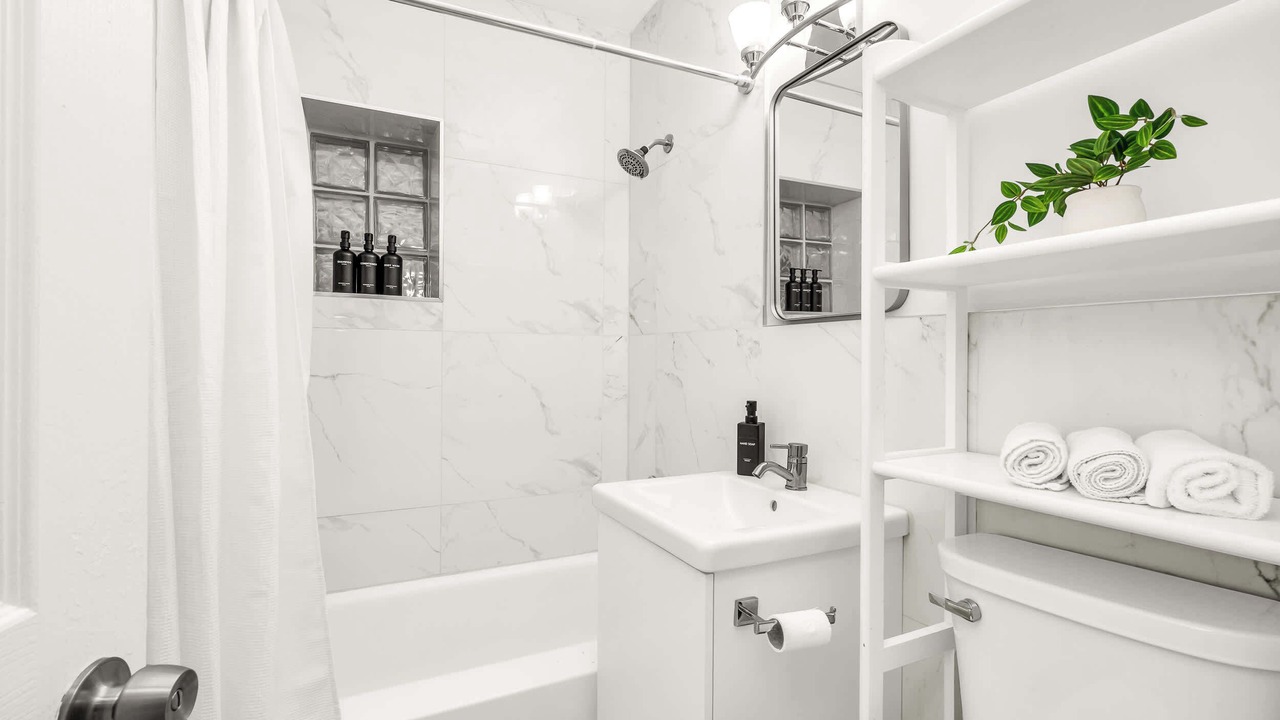 Photo of Bathroom in Croissant Park