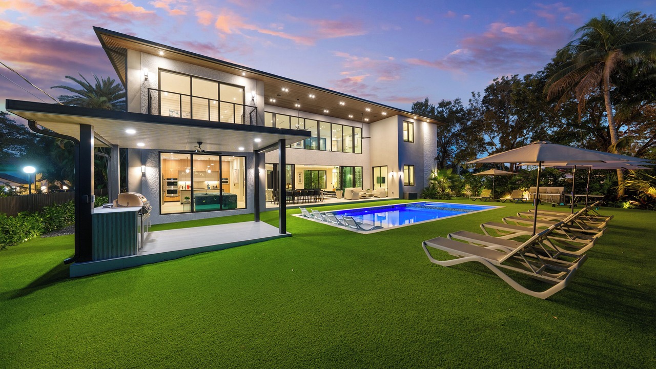 Photo of Outdoor in North Miami Beach