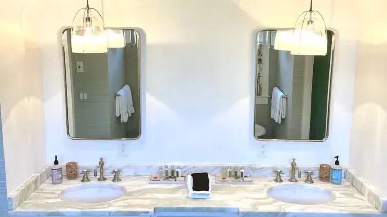 Photo of Bathroom in Siasconset