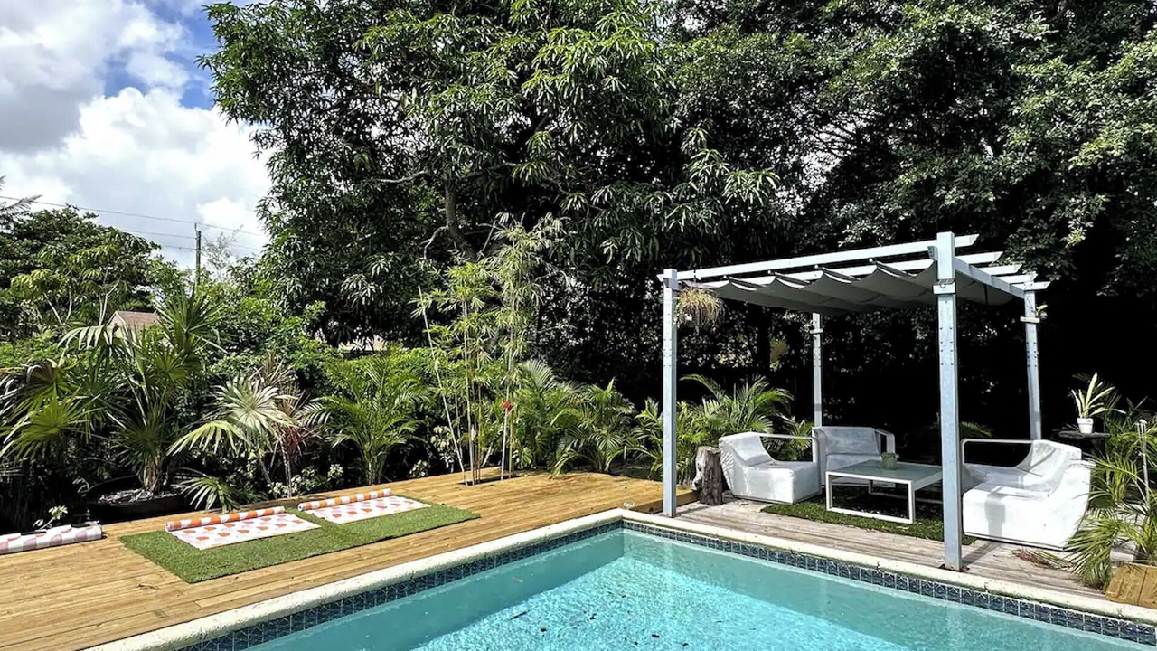 Photo of Outdoor in North Miami