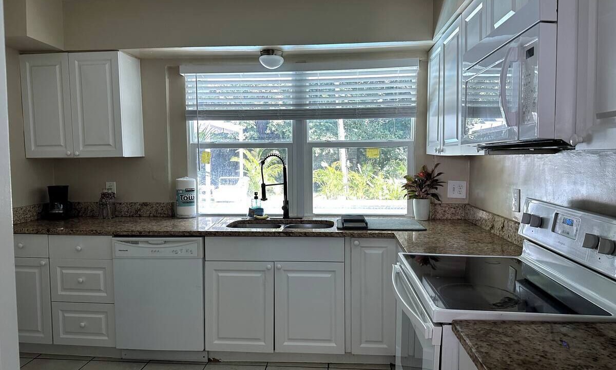 Photo of Kitchen in North Miami