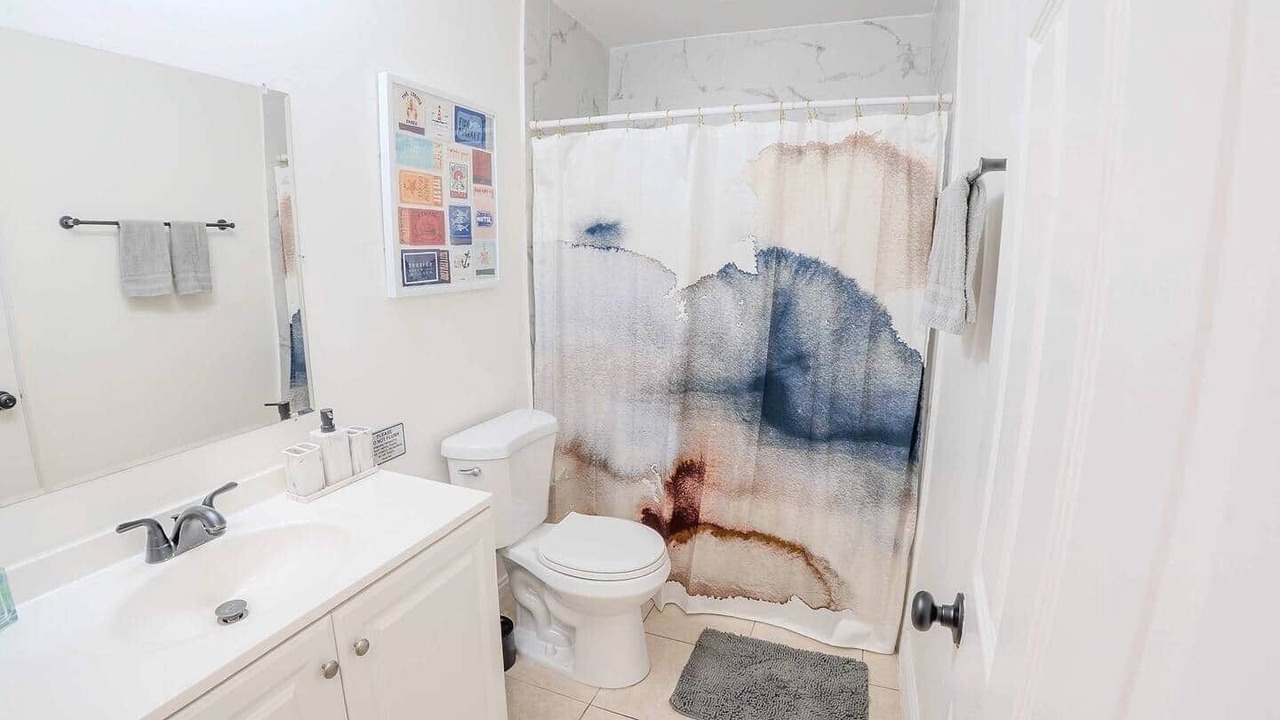 Photo of Bathroom in Driftwood