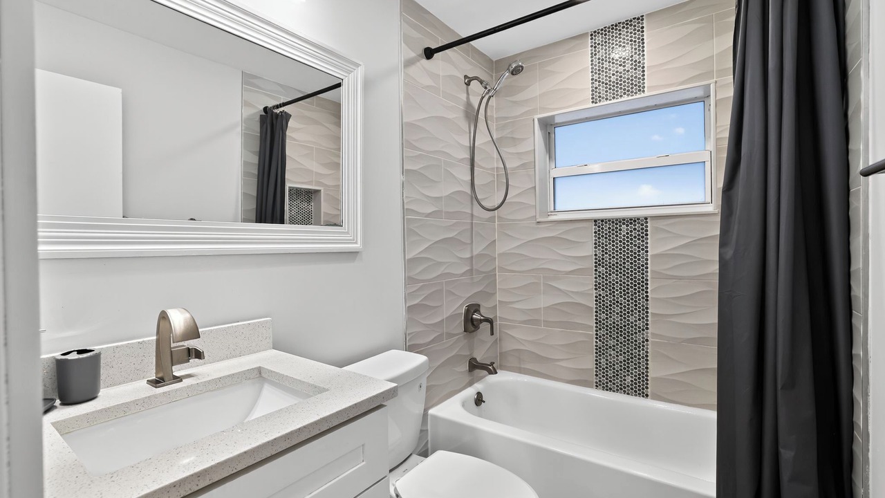 Photo of Bathroom in Middle River Terrace