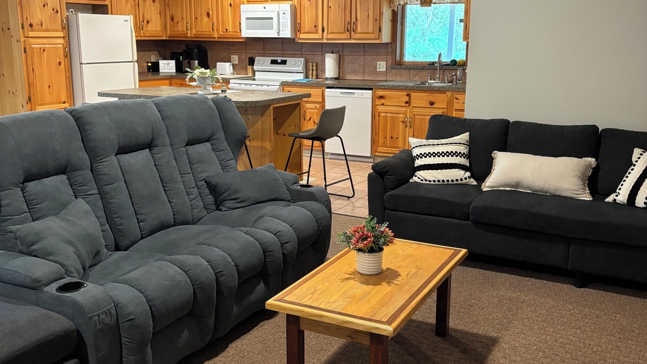 Photo of Livingroom in Pittsfield