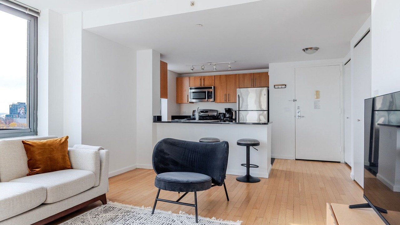 Photo of Livingroom in Hunters Point