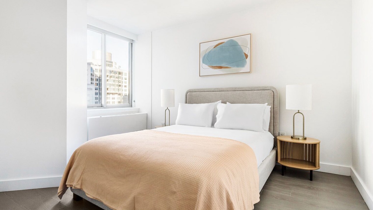 Photo of Bedroom in Lincoln Square