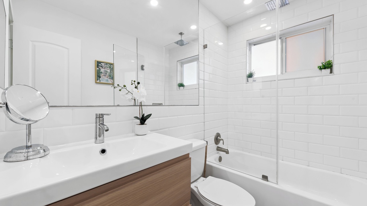 Photo of Bathroom in North Corals