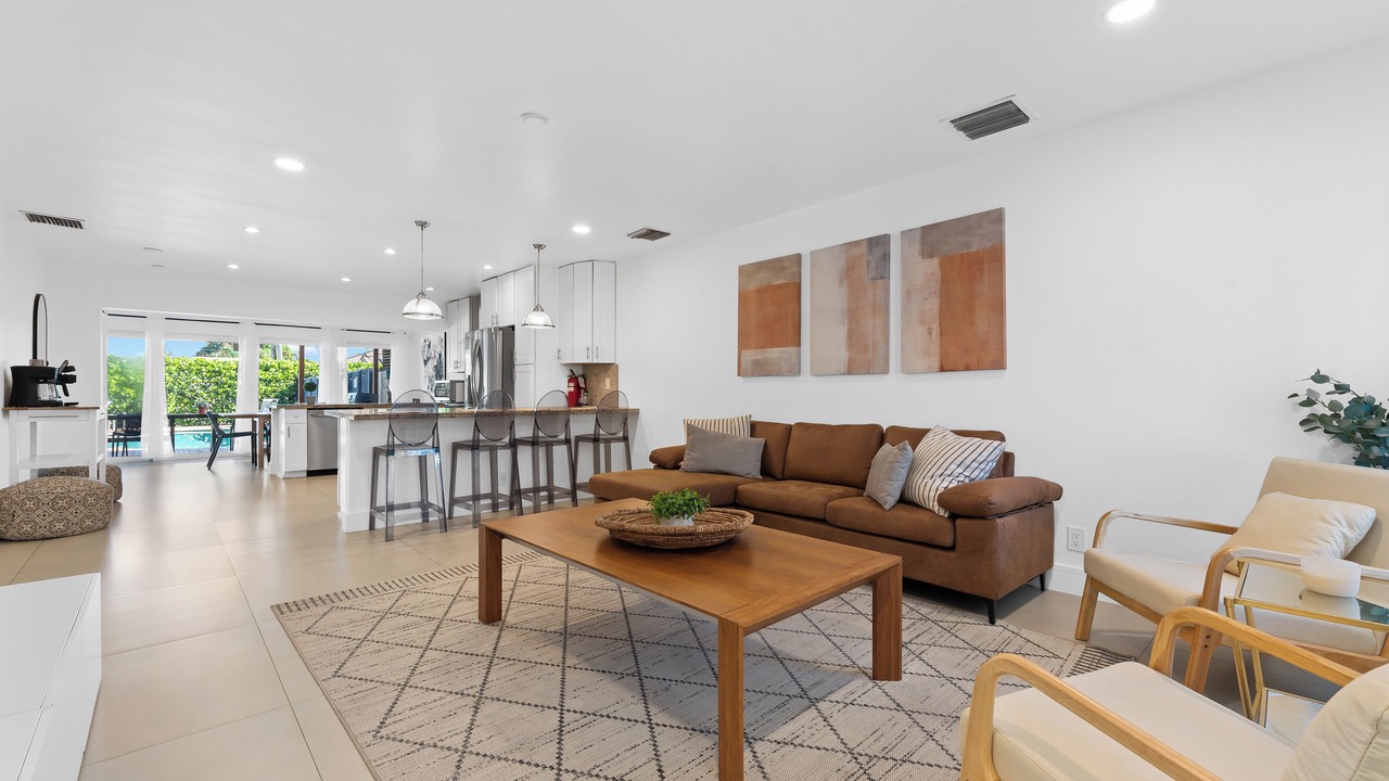 Photo of Livingroom in North Corals