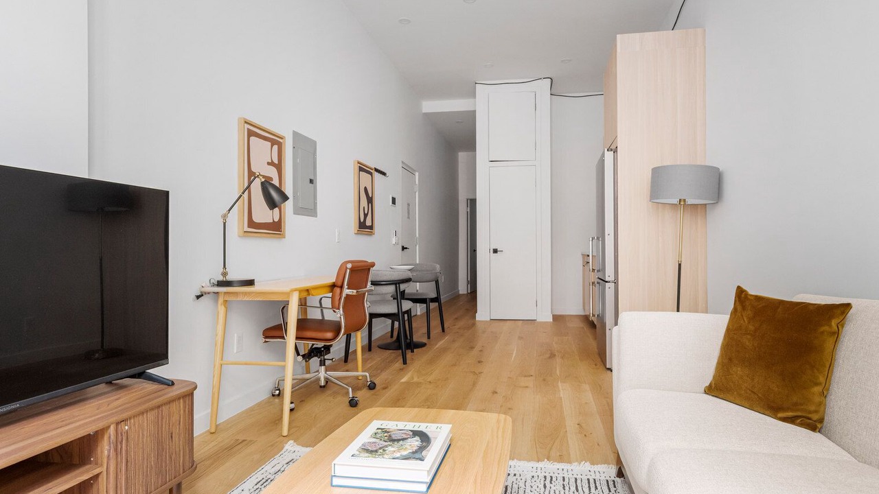 Photo of Livingroom in Ukrainian Village