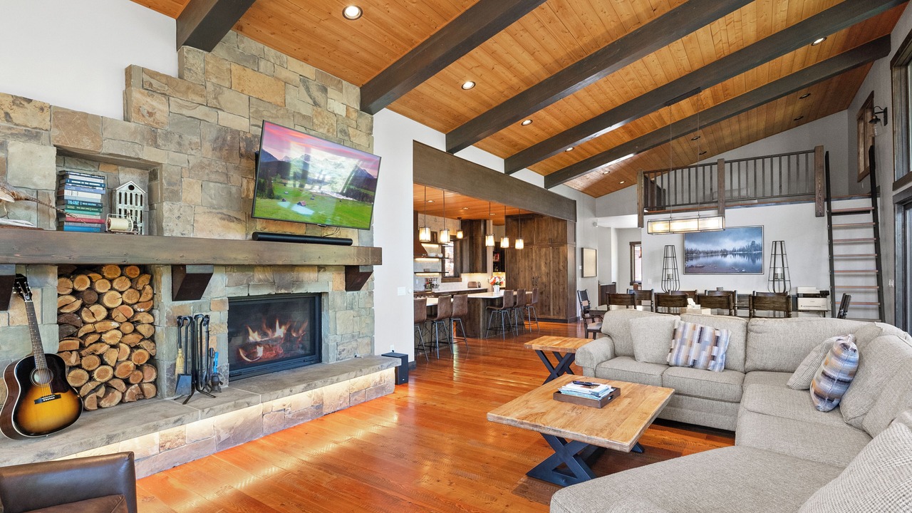 Photo of Livingroom in Whitefish