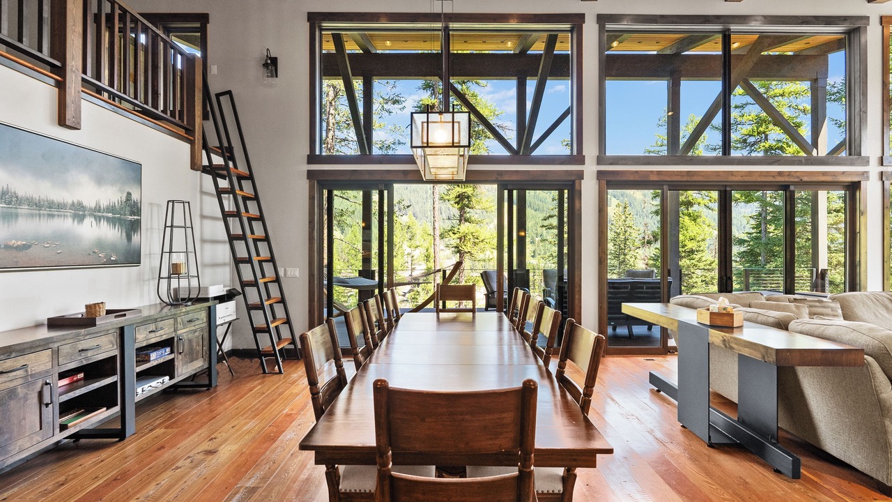 Photo of Livingroom in Whitefish