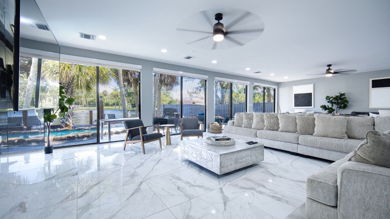 Photo of Livingroom in Riverside Park