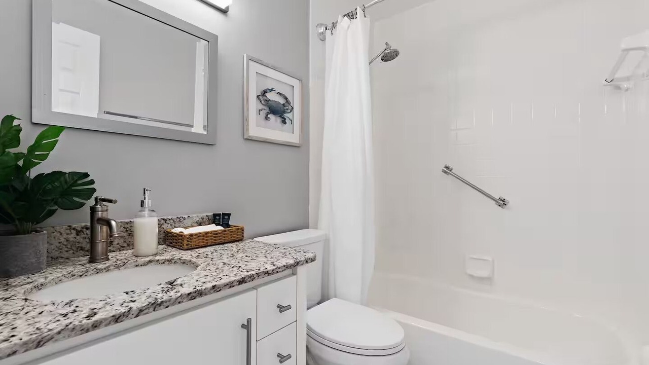 Photo of Bathroom in East Boca Raton