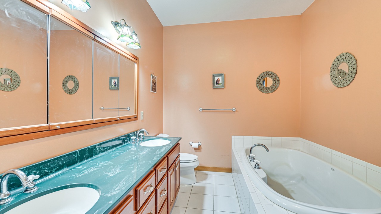Photo of Bathroom in Gloversville