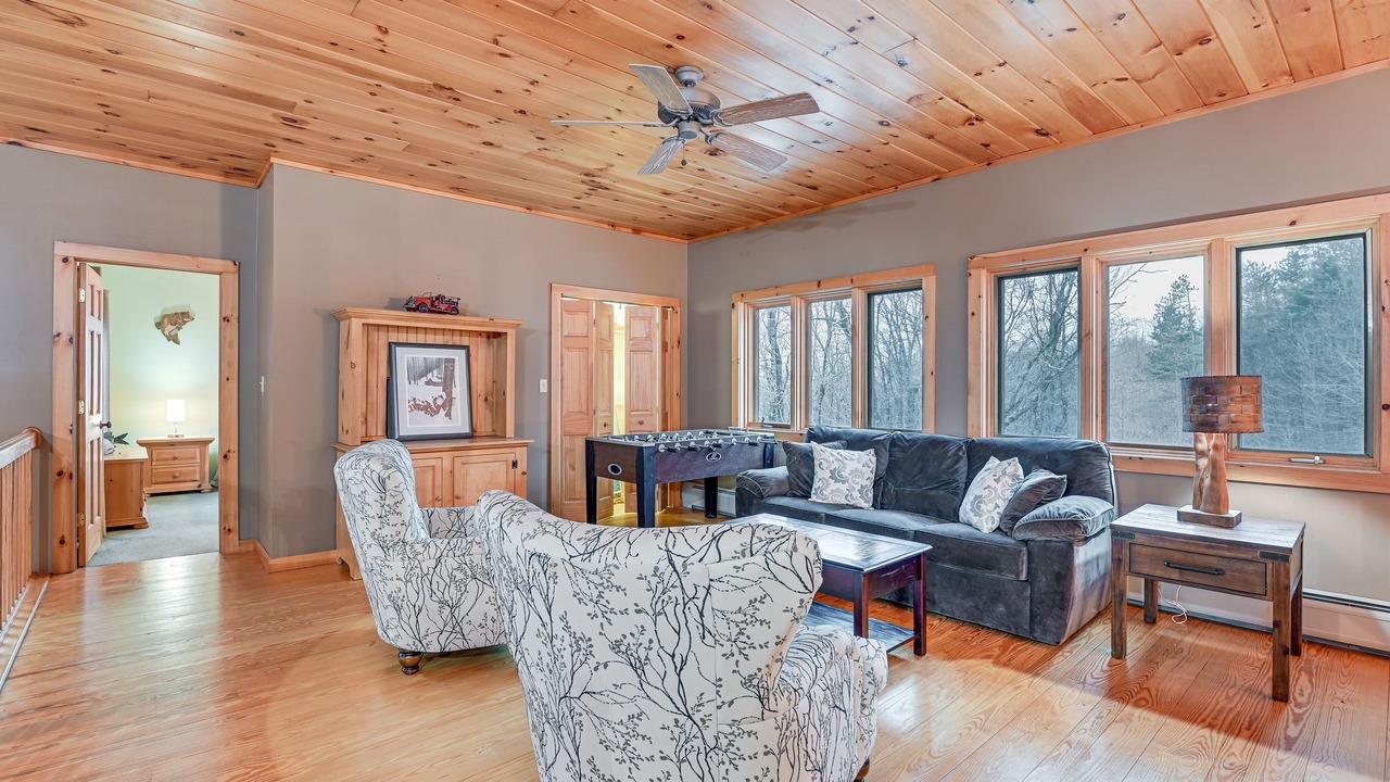 Photo of Livingroom in Gloversville