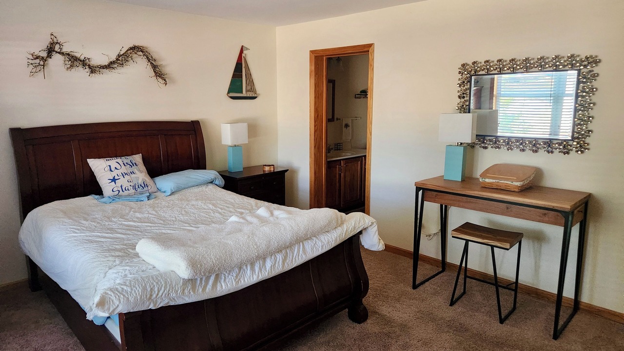 Photo of Bedroom in Rock Hall
