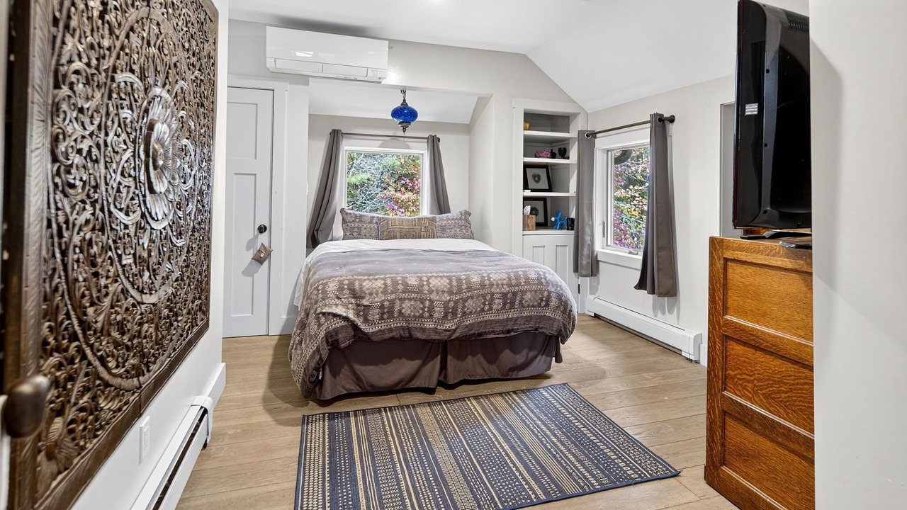 Photo of Bedroom in Maplecrest