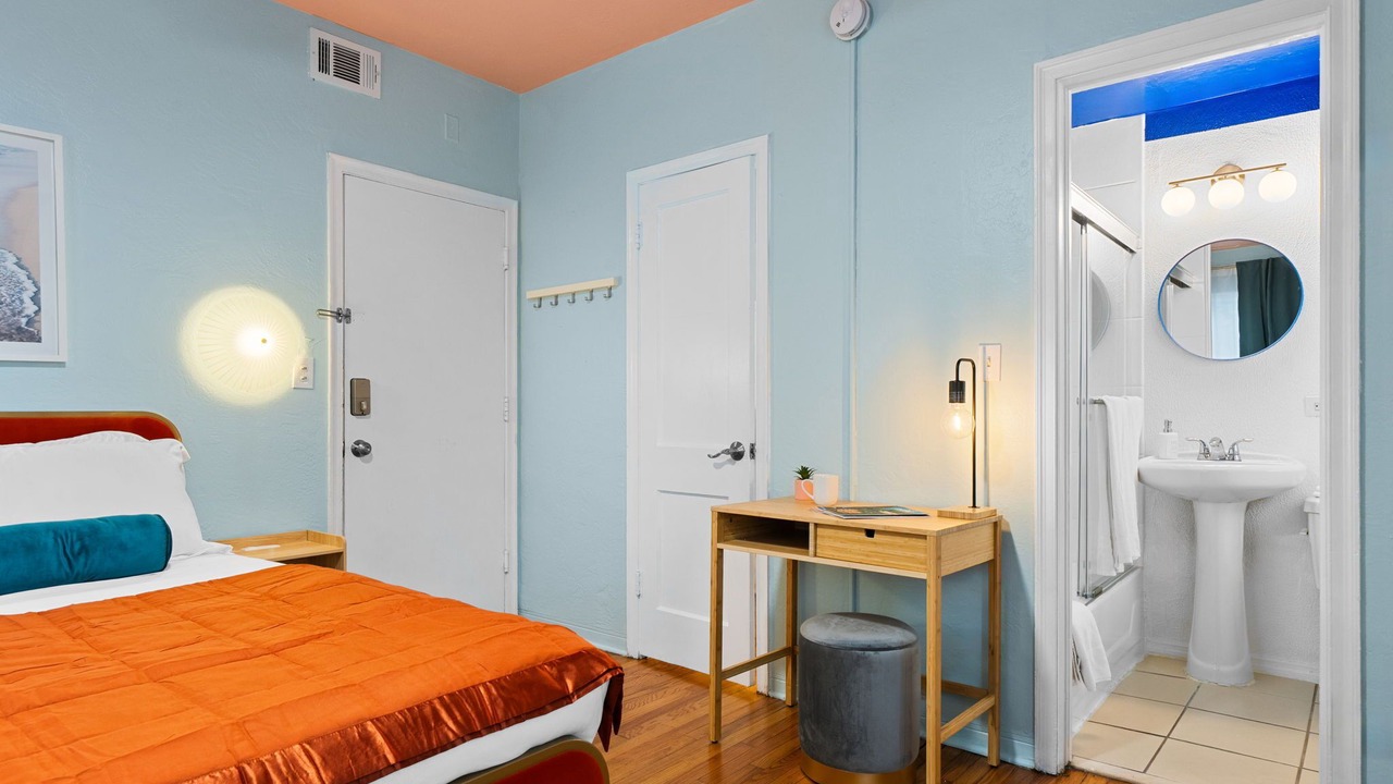 Photo of Bedroom in North Beach