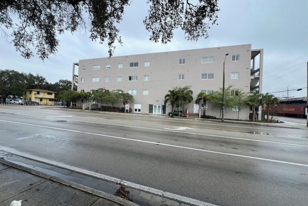 Photo of Outdoor in Allapattah