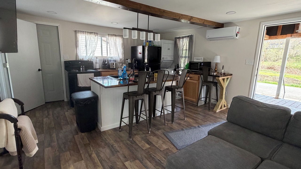 Photo of Livingroom in Webster Springs
